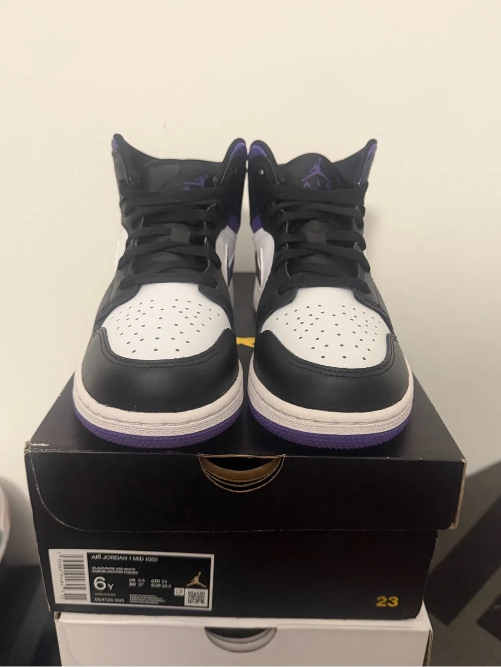 Nike Air Jordan 1 Mid White Black & Purple Size 6Y / 7.5 Women